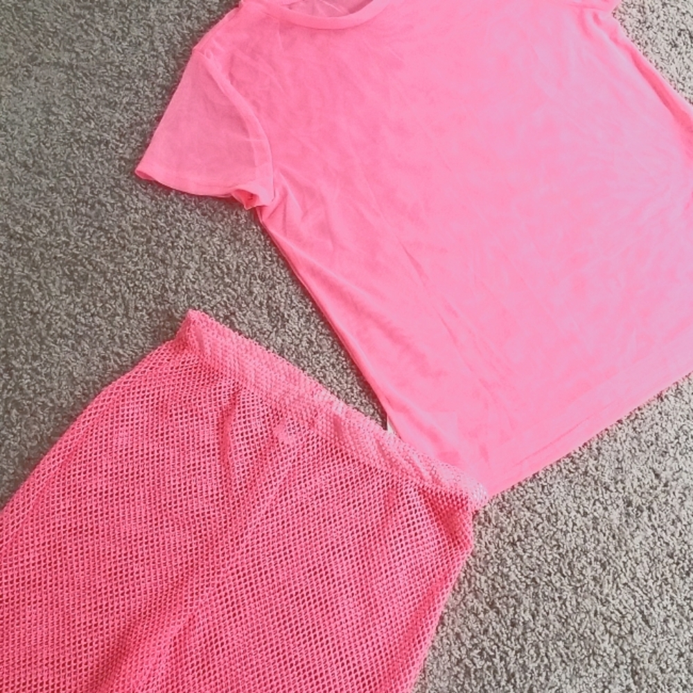 SOLD-(NWT) Pink Sheer Tshirt,Fishnet Shorts, Large